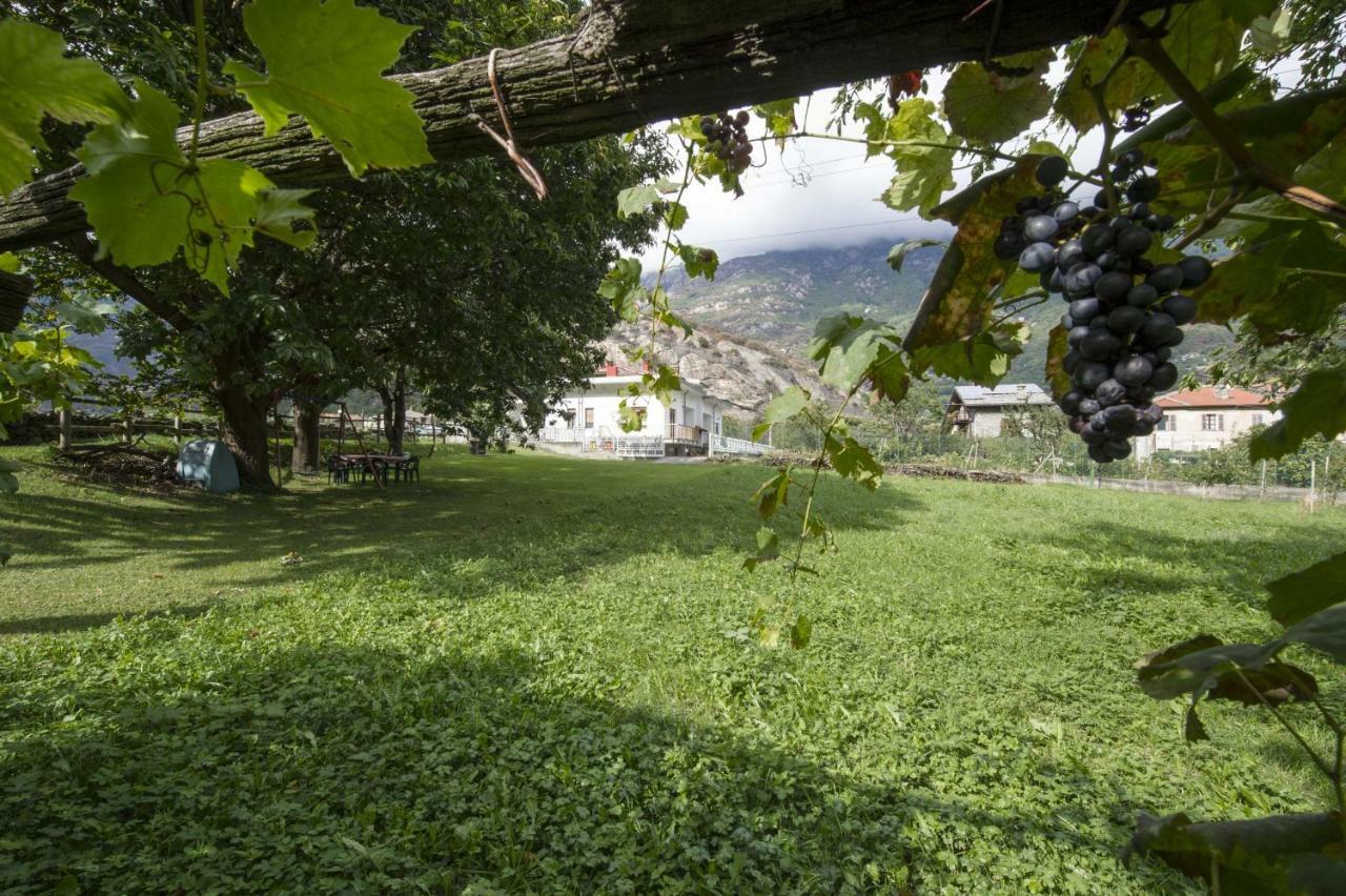 Mansarda Plein Soleil Villa Donnaz Exterior photo